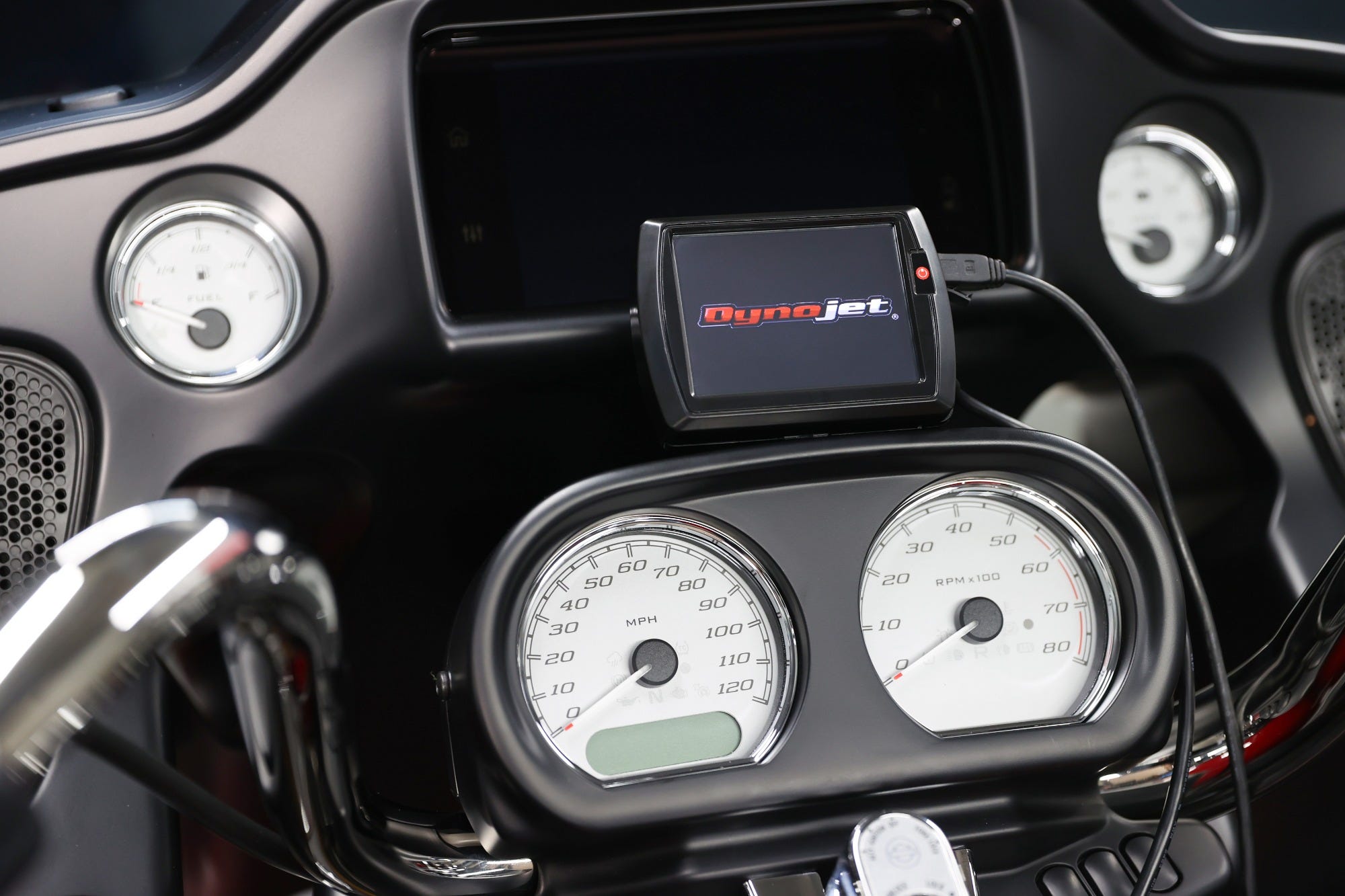 Power Vision für Harley Davidson Modelle ab 2021 am Motorrad